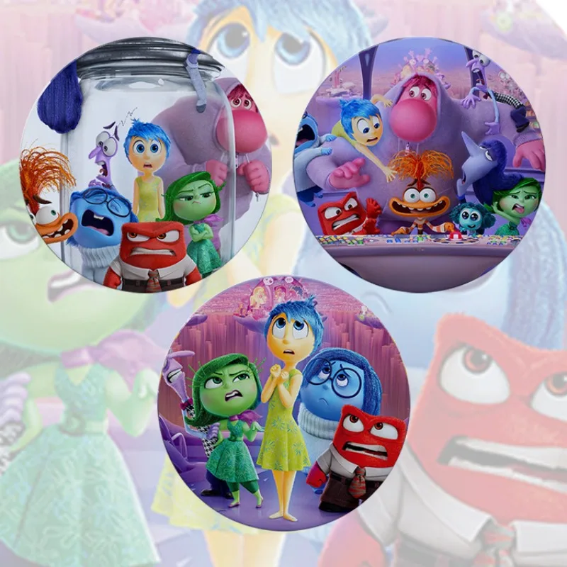 Disney Cartoon Inside Out Emblema do Peito, Mochila Infantil, Acessórios de Colarinho, Periféricos Hot Anime