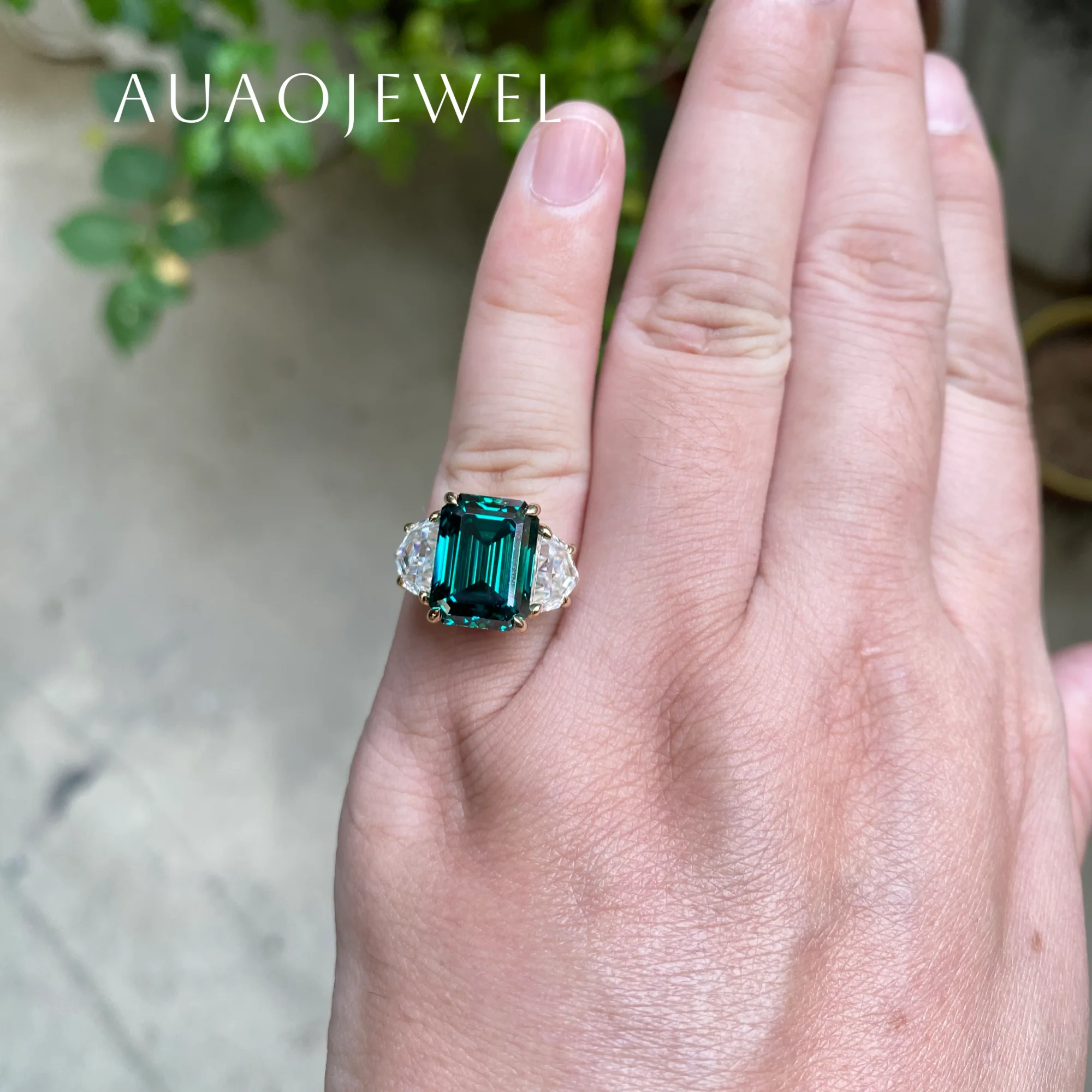 

AUAOJEWEL Green Moissanite 6Carat Emerald Ring 6X12Mm Stone Silver 925 Original Gold Plated Jewelry 14K 18K 9K Fine Accessories