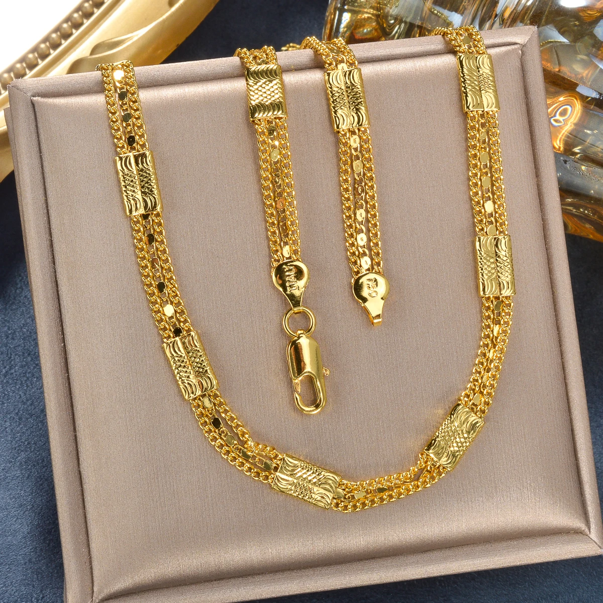 Sunny Fashion Italy 750 18K Gold Plated Geometric Necklace for Men and Women Hip Hop Rock Jewelry Accessories Gift