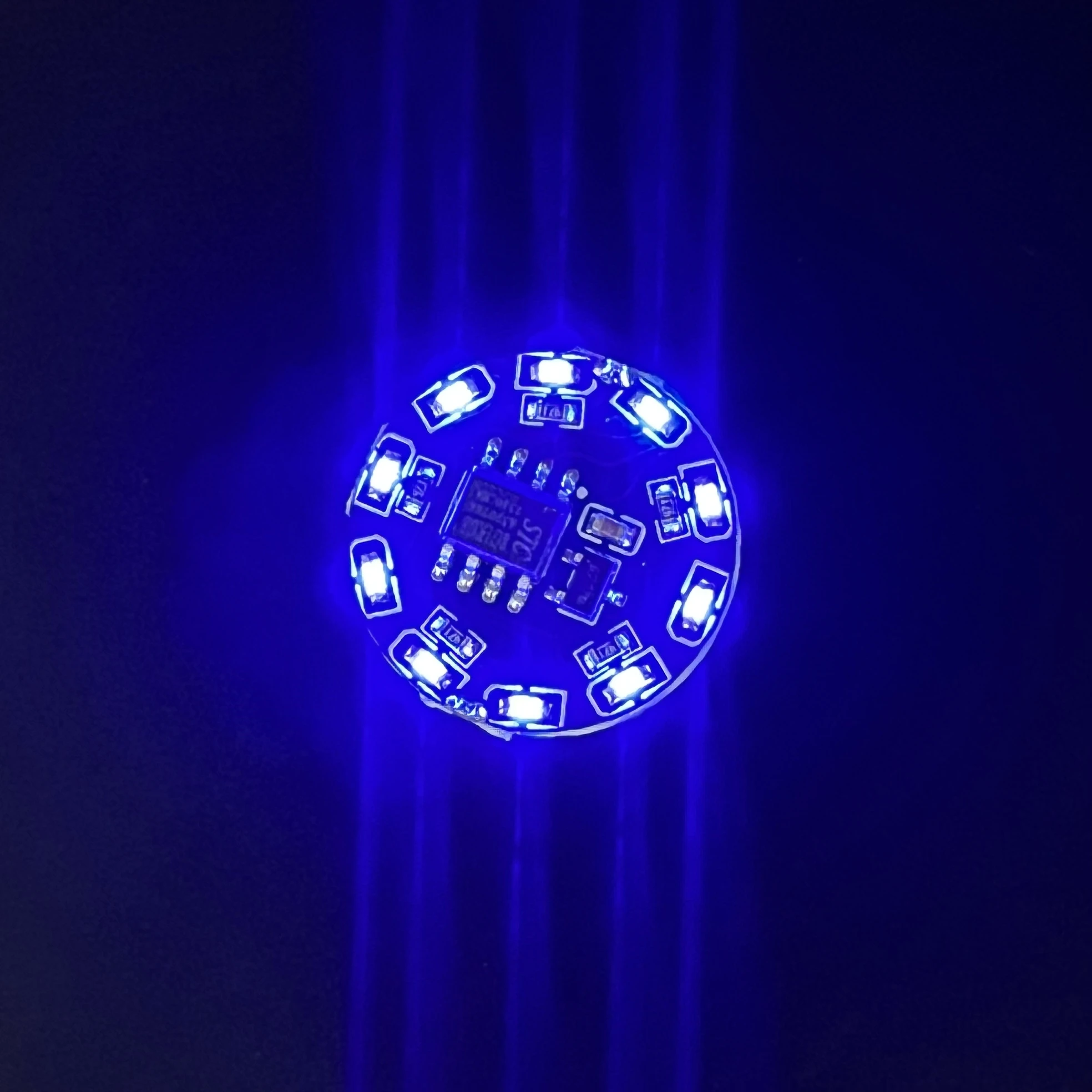  1x 16 Modi LED Magnetischer Lichtschalter Steuerung Flusslichter Drahtlose Lampe Spielzeug Robotermodell Magnetischer Induktionsschalter mit Batterie – Detail 11