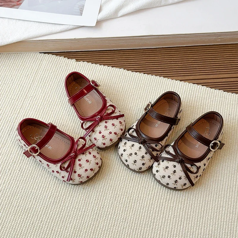 Kiss Bow Strap Leather Shoes for Girls 2026 New Autumn Toddler Ballet Flats Floral Print Soft Sole Elegant Party Shoes Age1-3