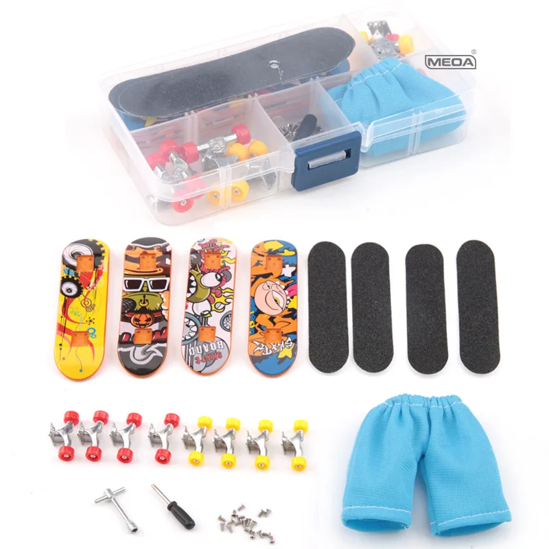 NEW 1 Set Plastic Mini Finger Skating Board Table Game Toy Kids Skateboard Children Finger Fingerboard Scooter Skate