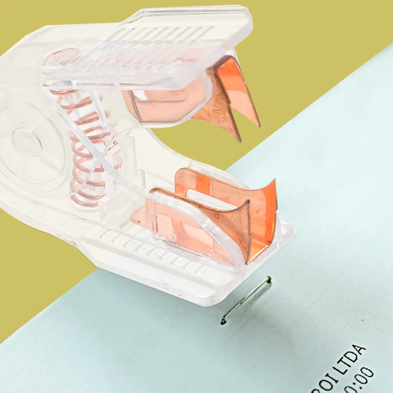 

1Set Two Hole Puncher Stapler Remover Set Transparent Design Portable Office Punch Hole Staple Puller Heavy Duty