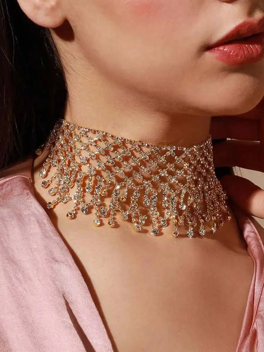 

Elegant Crystal Drop Choker Necklace For Evening Wear, Sparkling Mesh Design Lightweight Statement Jewelry