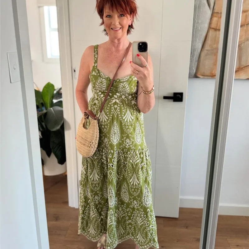 Moda Casual Hollow Out haftowana sukienka na szelkach czeski styl etniczny długa sukienka trapezowa szykowna wakacyjna sukienka plażowa 2025 nowość