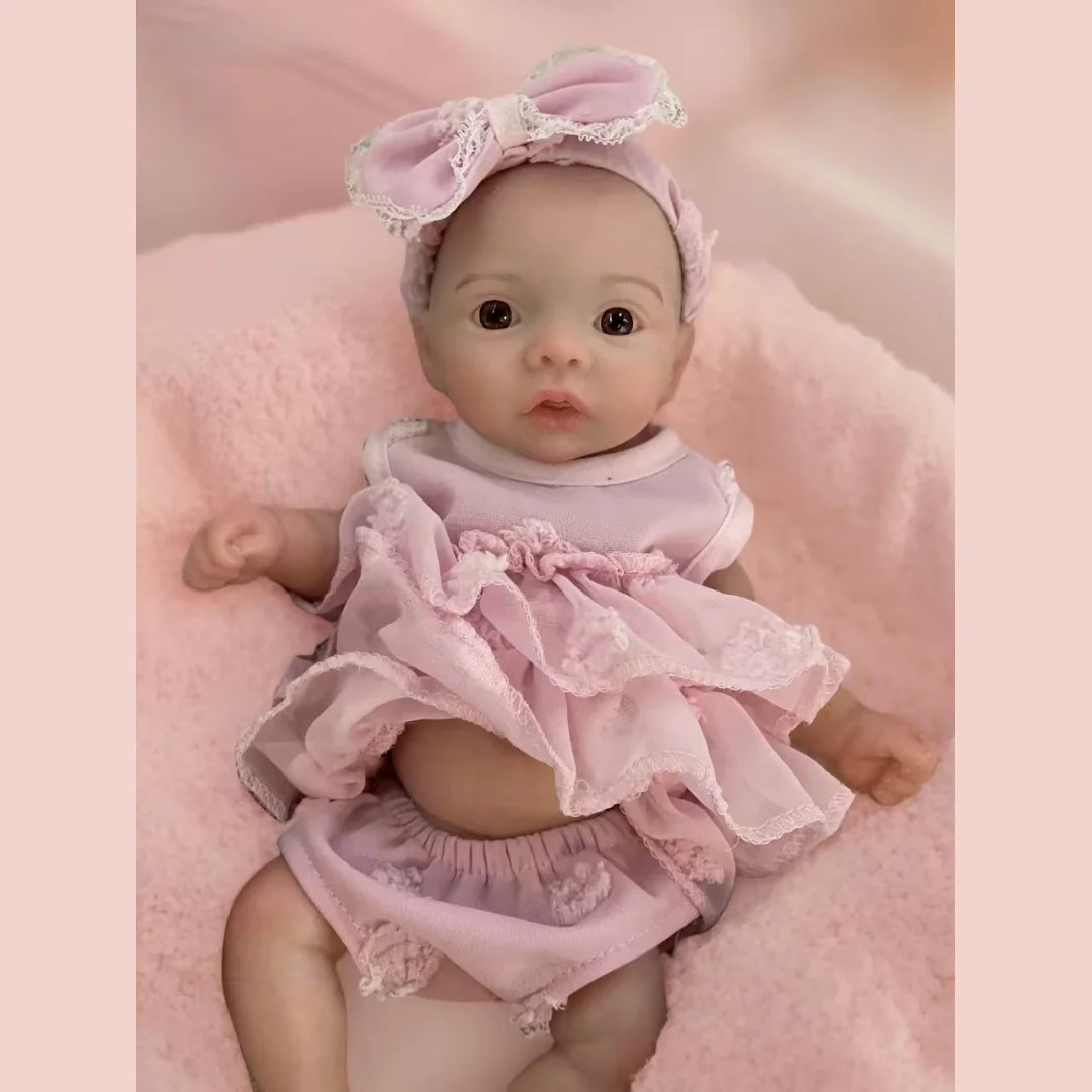 ตุ๊กตาซิลิโคนรีบอร์นเด็กผู้หญิง ขนาด 10 นิ้ว/25 ซม. ปากเปิด ล้างทำความสะอาดได้ ทั้งตัว ทำจากซิลิโคน ผิวทาสี 3 มิติ เหมือนจริง พร้อมชุดสีชมพู