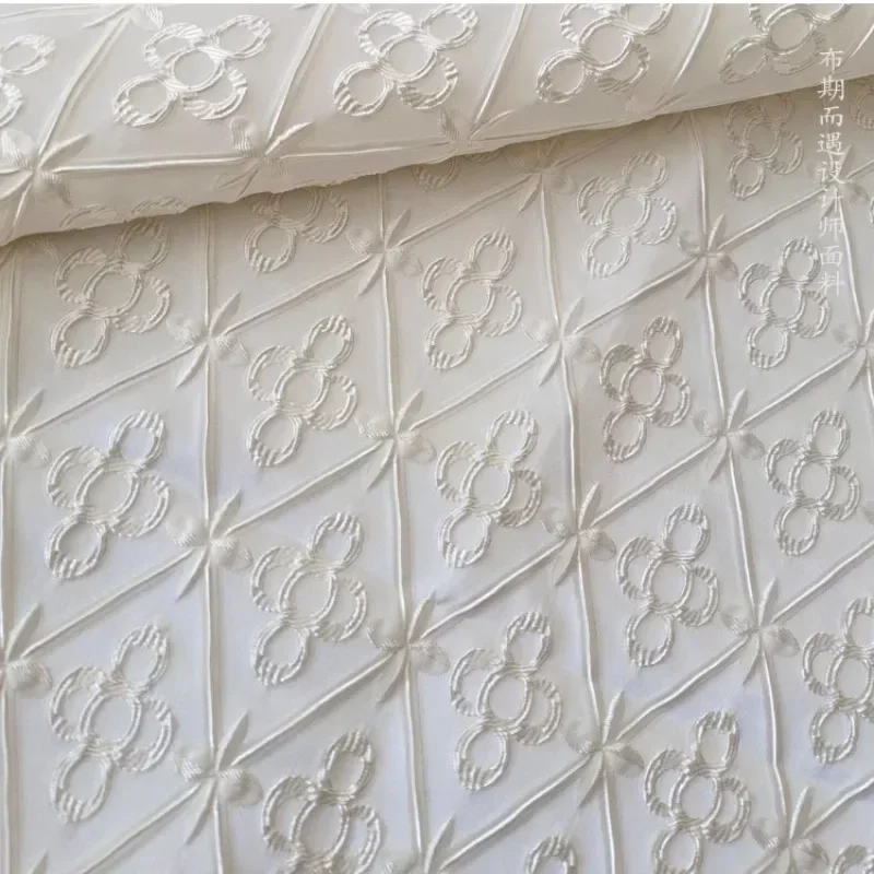 

Жаккардовая ткань с тиснением текстуры, платье, весна-осень, дизайнерская ткань для одежды, ткань для шитья на метр, чистый полиэстер