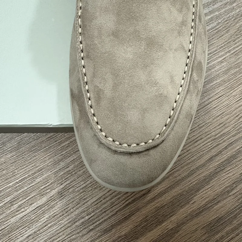 للجنسين الباردة واقية الشتاء عالية أعلى أحذية نسائية غير رسمية الصوف الثلوج الأحذية جلد الغنم الرجال الأحذية النسائية حذاء من الجلد