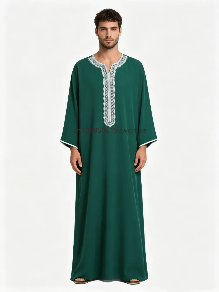 

Men's Muslim Patchwork Embroidery Long Robe Saudi Arab Kaftan Male Cosplay Thobe Islamic Moroccan for Festival Prayer Worship
