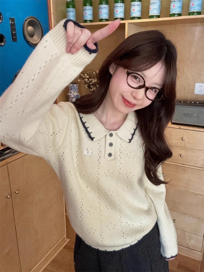 

Мягкий уютный вязаный свитер для женщин, повседневный свободный крой, стройнящий силуэт, осенняя новинка, пуловер с вышивкой узлами, свободный крой