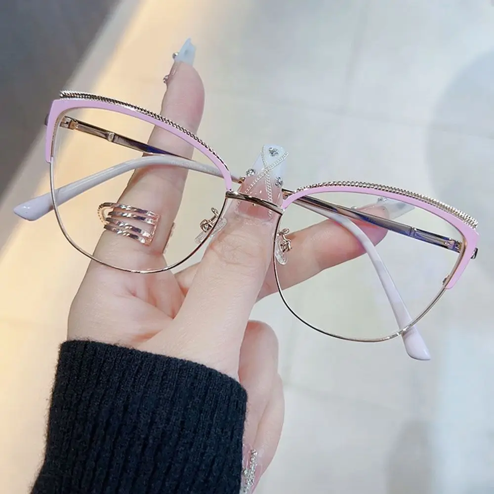 New Fashion Trend Eyeglasses Frame Retro Metal Spring Leg Optical Frames Personalized Women Cat Eye Anti Blue Light Glasses
