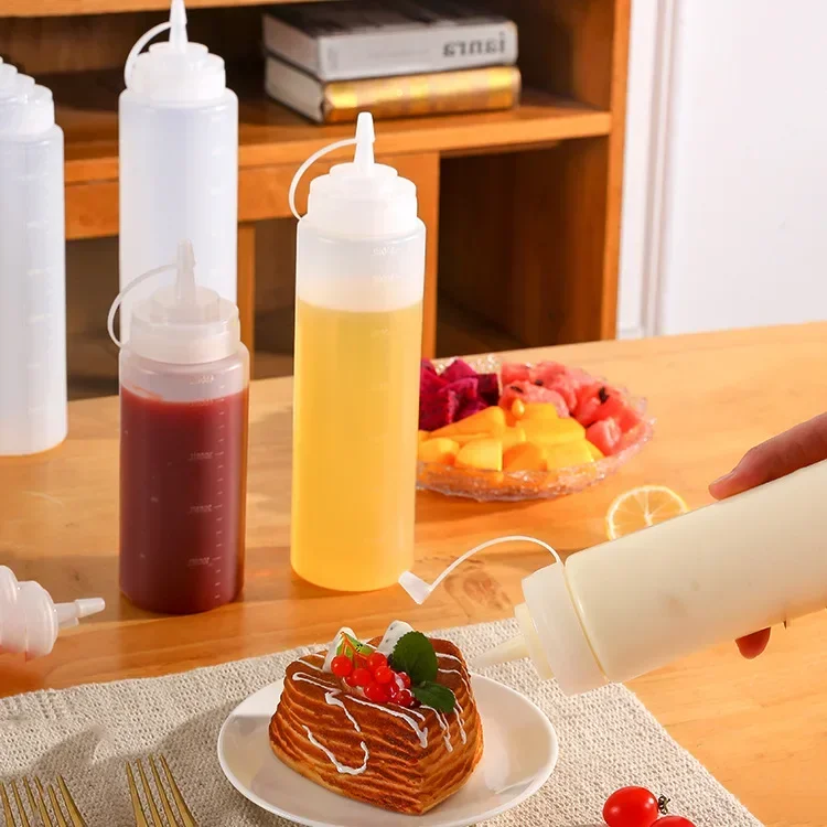 Large Squeeze Condiment Bottles with Nozzles Ketchup BBQ Sauces Olive Oil Bottle Dispenser Squeeze Sauce Bottle Kitchen Gadget