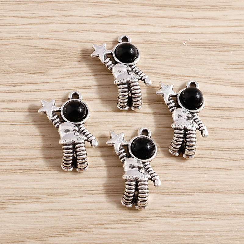 Tusember 10 Stück Legierung Spaceman Stern Astronaut Charm Anhänger für Schmuckherstellung Ohrringe Armband Halskette Zubehör DIY Handwerk – Detail 11