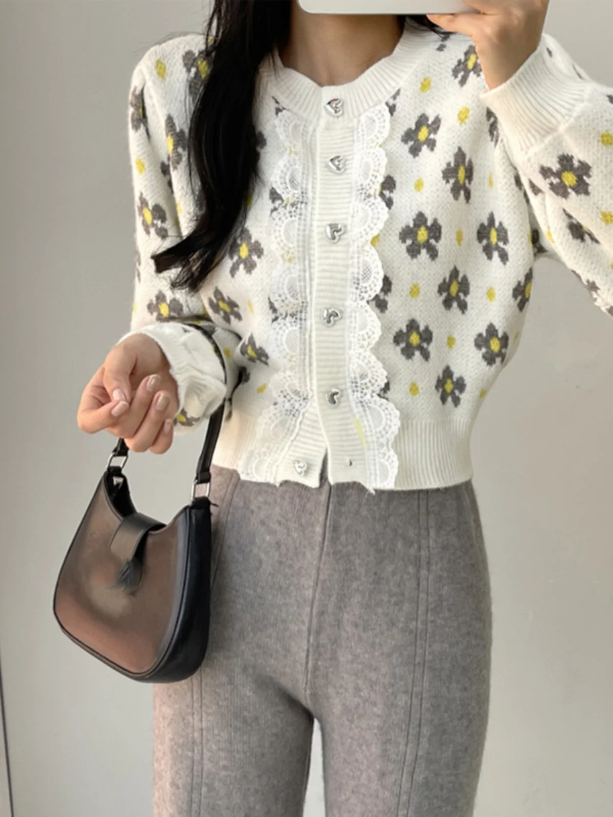 Thickened Short Knitted Cardigan Women's Retro Flower Embroidery Lace Trim Bubble Sleeve Open Front Sweater Outerwear