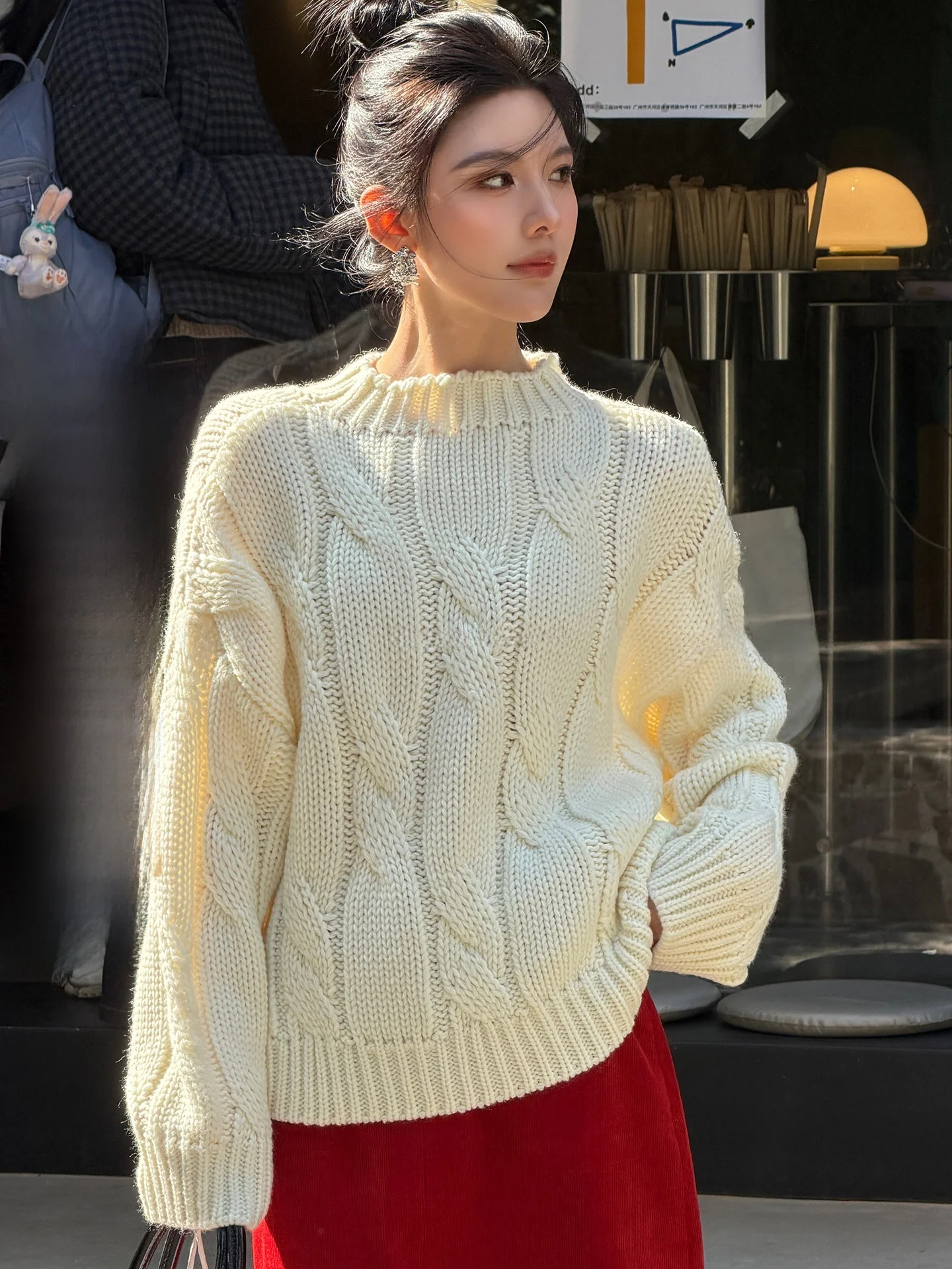 

Женский белый вязаный свитер Jiang Wen с круглым вырезом, из крученой пряжи, зимний, новый, в корейском стиле, стандартный крой