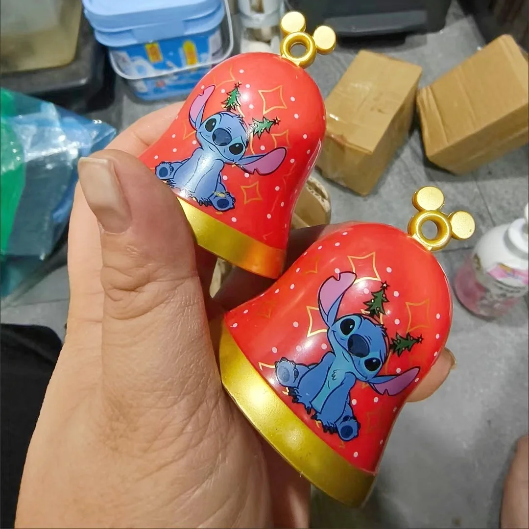 زخرفة جرس سلسلة عيد الميلاد من ديزني مع دمى شخصيات الحركة دونالد داك ميكي ماوس إلسا ويني ذا بوه هدايا قابلة للجمع