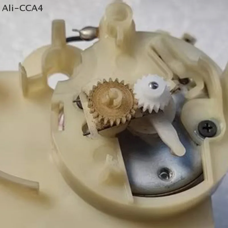 

1Pc 2025 New TD-V721TD-V931HCD-V900MHC-E90X 17T Cassette Deck Movement Gear For 190 Series Victor JVC Player