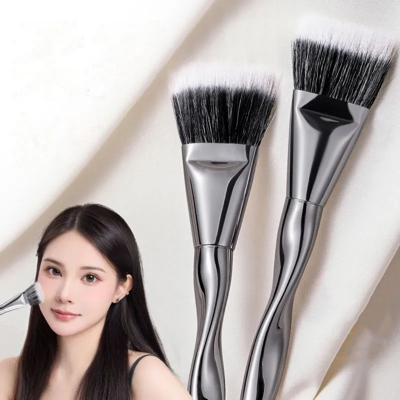 Professional Hair Face Makeup Brush Long Handle Blush Brush With 3PCS Powder Cream Puff Concealer Brush Beauty Makeup Tools