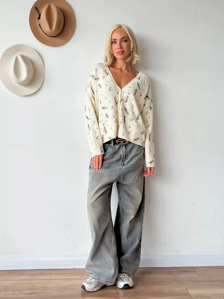 เสื้อคาร์ดิแกนถักลายดอกไม้สไตล์วินเทจสำหรับผู้หญิง คอวี ติดกระดุมด้านหน้า ทรงหลวม แขนยาว สวมใส่สบาย