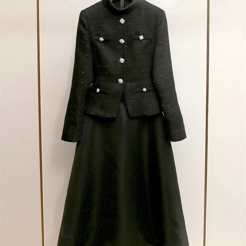 ハイウエストのAラインボタンワンピース、ウエストを絞るエレガントな仕立てのシルエット、女性用、秋冬オフィスパーティーシック