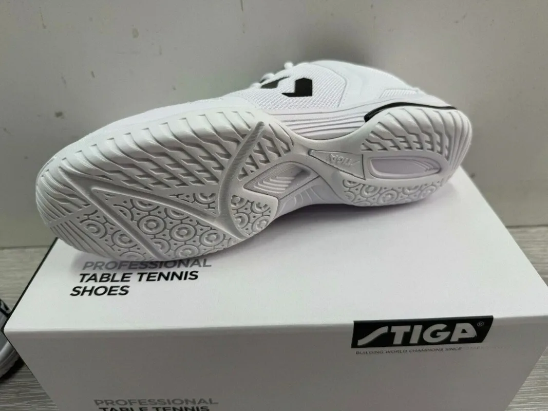 Professional Table Tennis Shoes For Men Women White Indoor Sports Shoe Designer Badminton Trainers Breathable Tennis Shoe