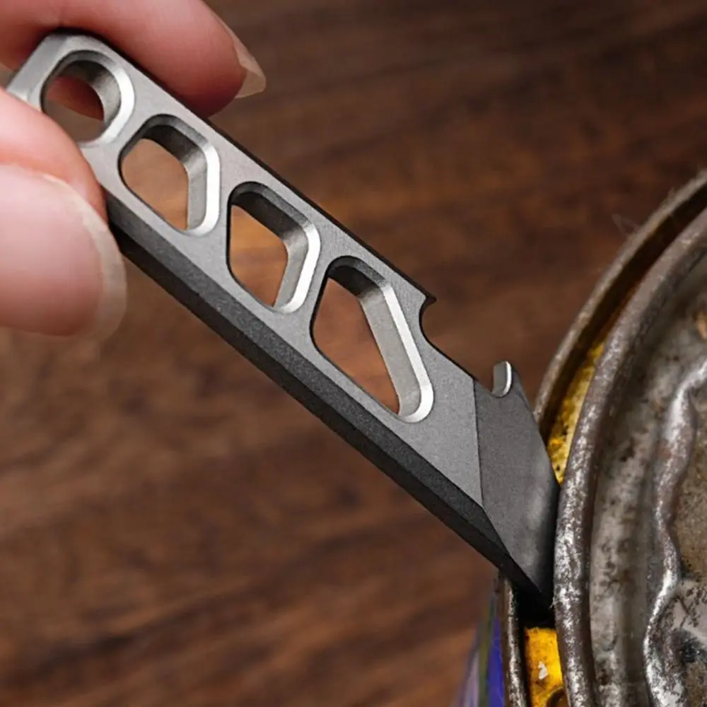 

Новая пряжка из настоящего титанового сплава, портативный многофункциональный супер легкий мини-брелок для ключей, подвеска на рюкзак, инструмент EDC