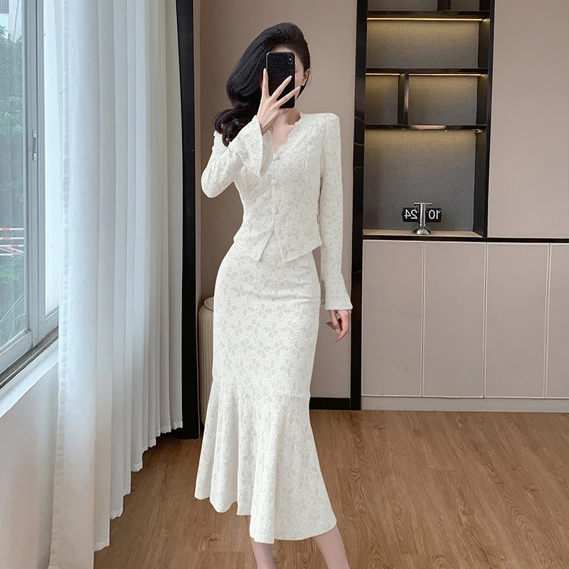 Elegant Autumn Yellow Lace Skirt Suits For Women V Neck Flare Sleeve Hollow Out Short Tops+High Waist Midi Mermaid Two Piece Set