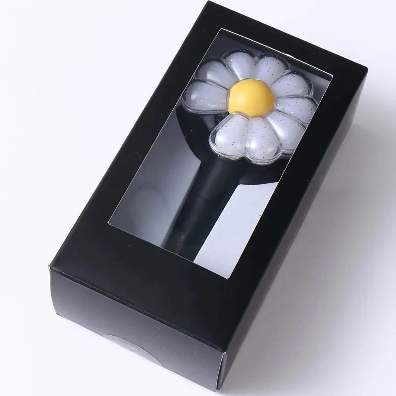 Image of 2025 Kpop Daisy Mini Light Stick Schlüsselanhänger, kreative Laserlichter, Schlüsselanhänger, Taschenanhänger, Leuchtstab, Schlüsselanhänger, Fans-Kollektionen