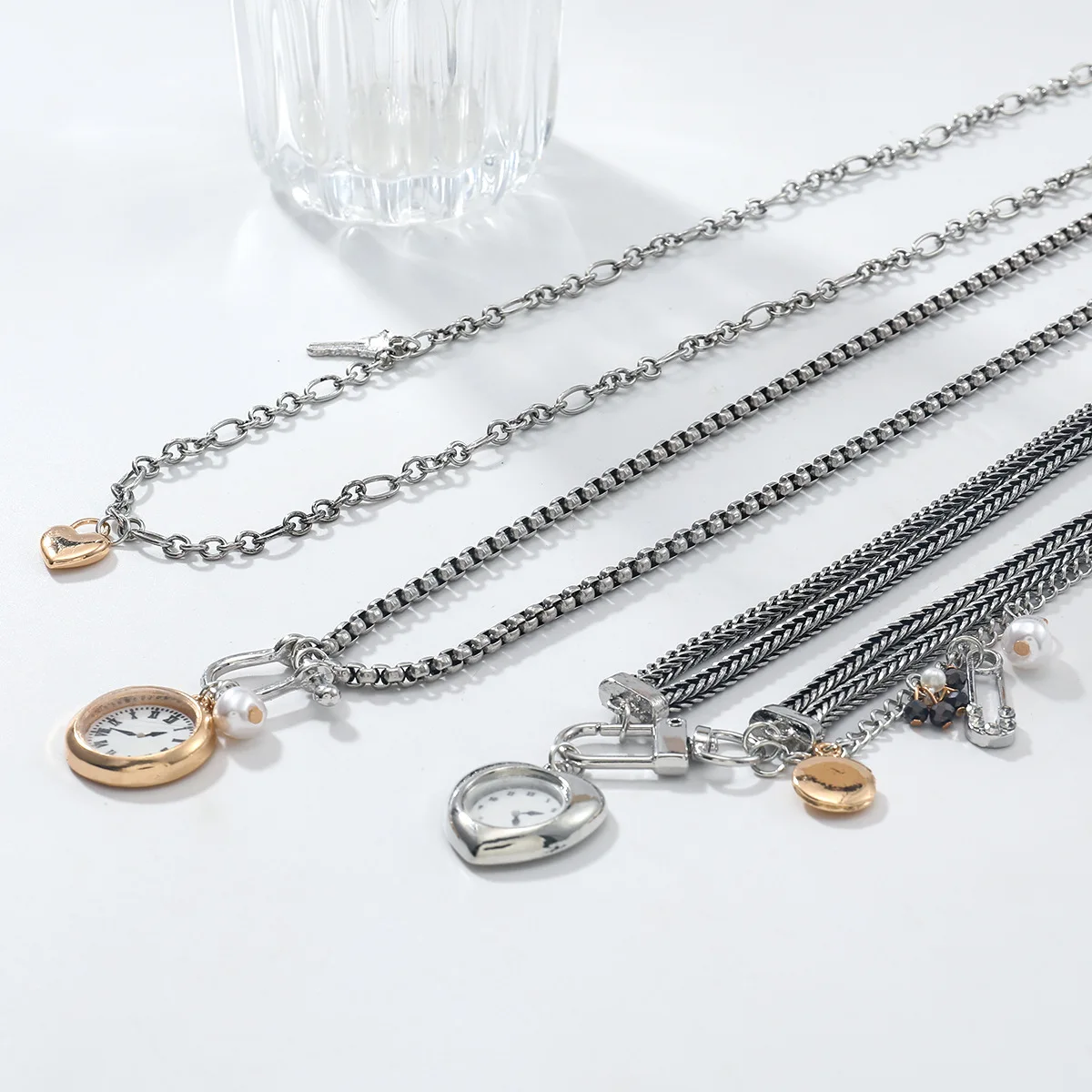 2026 Neue Personalisierte Uhr-Anhänger-Halskette Damenmode-Schmuck Halsaccessoires – Detail 4