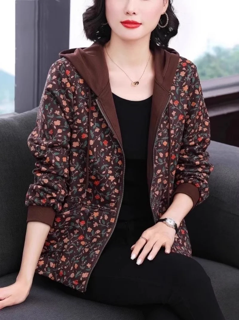 

Loose Fit Floral Windbreaker for Women, 2026 Fashion Hooded Coat, Lightweight Spring Autumn Jacket, Comfortable Casual Top w1694