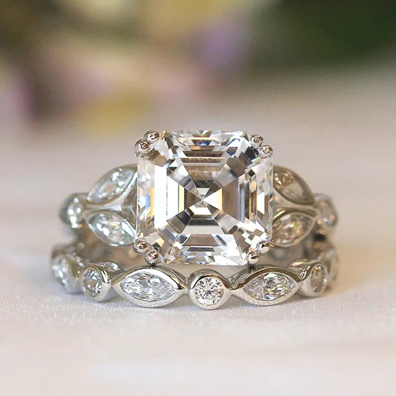 Huitan Opulent 2-teiliges Ringset für Damen, exquisite, anmutige Luxus-Accessoires für Verlobung, funkelnder, charmanter Hochzeitsschmuck