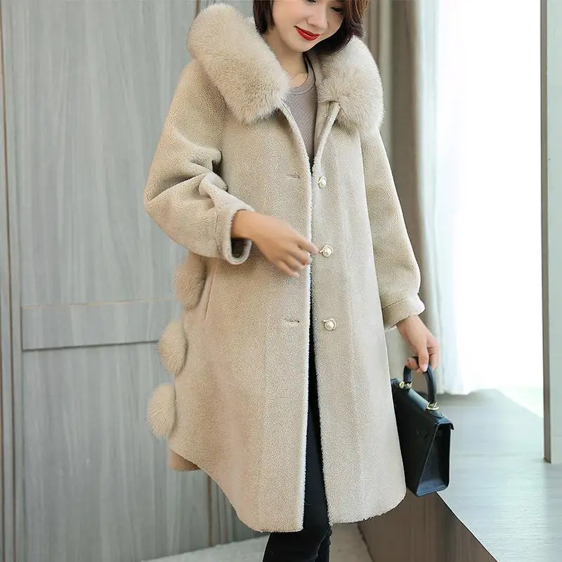 2023 New Granular Sheep Sheared Fleece Coat for Mid Length Winter One Piece Fox Fur Hooded High Grade Loose Comfortable Fur Coat