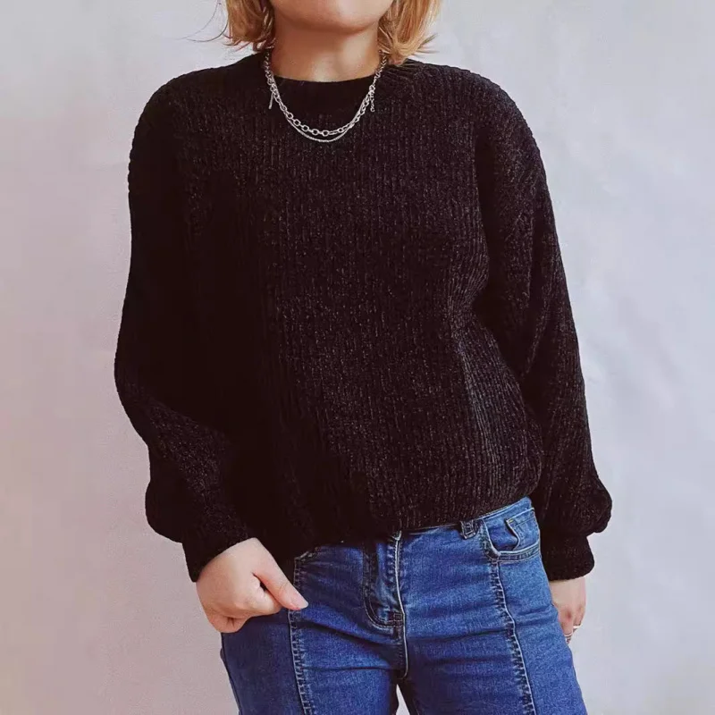 

2025European and American Hot-Selling Chenille Top , Short Knitted Sweater, Loose Basic Style Women