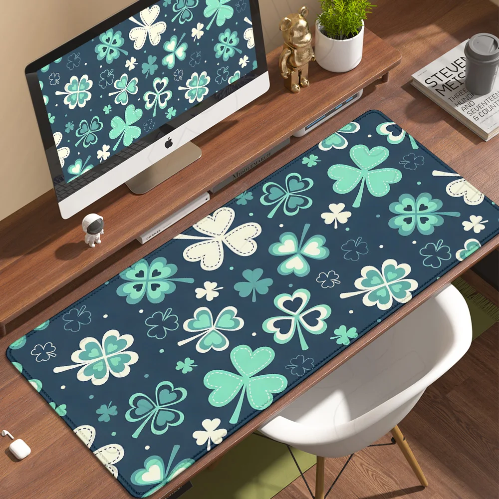

HD Printing Lucky Four-leaf Clover Expand Desk Mat cute Kawaii XXL mouse pad Artistic Style mousepad Anime PC accessories carpet