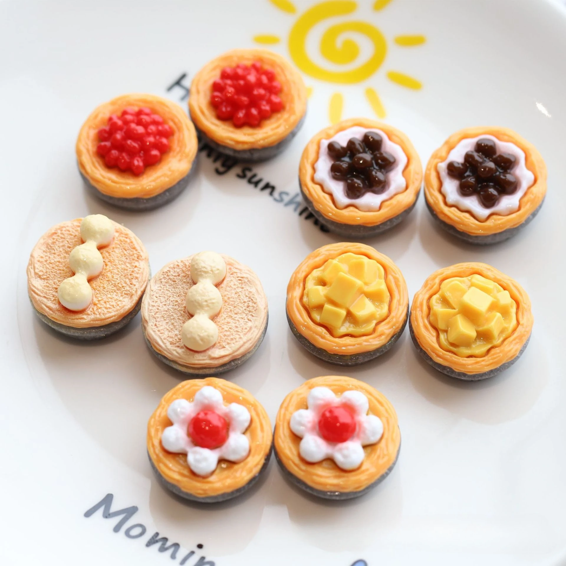 

3pcs Mini Tart Cake Fruit Tart Food Model Dessert Scale Diy Resin Food Play Kitchen Scene Decoration Miniatures Doll Accessories