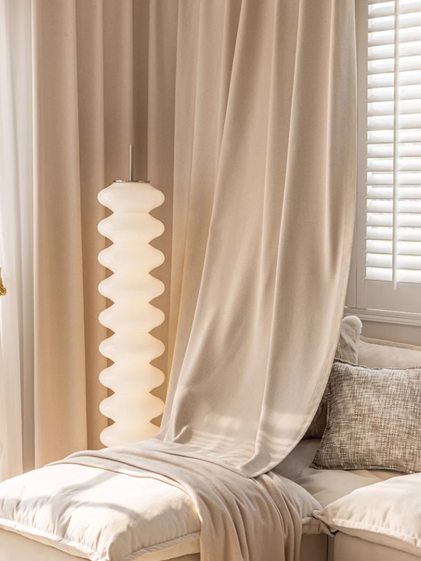 Ipc Luxurious Blackout Curtains with Textured Design Thermalinsulated, Noise Reducing Privacy Enhancing instalation for Bedroom