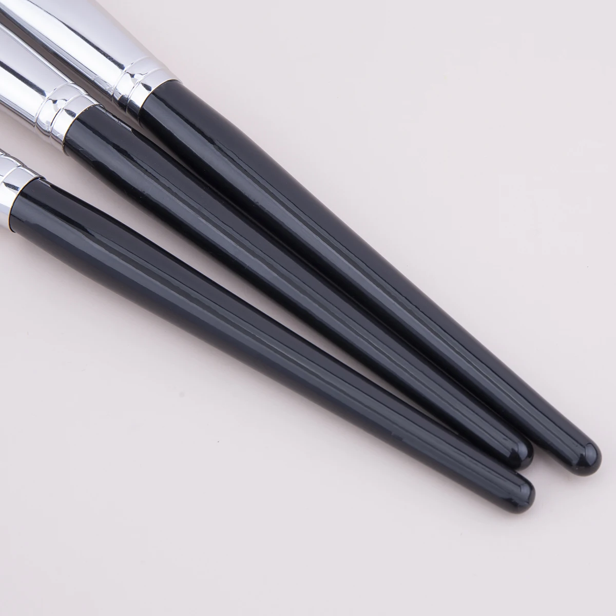 Pennello per fard in crema Pennello per fard in polvere punteggiata Mimica Applicazione sulla punta delle dita Strumenti per trucco professionale Pennelli Capelli sintetici