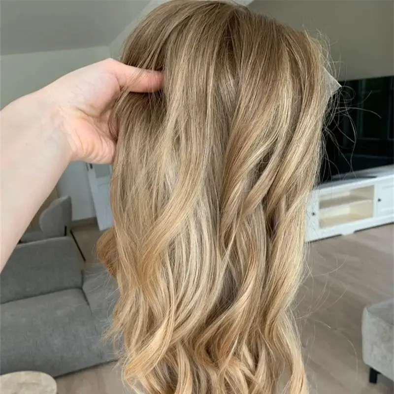 

Свободные части париков Ombre Блондинка Коричневый Балаяж Роскошный синтетический парик фронта шнурка Бесклеевая волна Женский парик Натуральная предварительно выщипанная линия волос