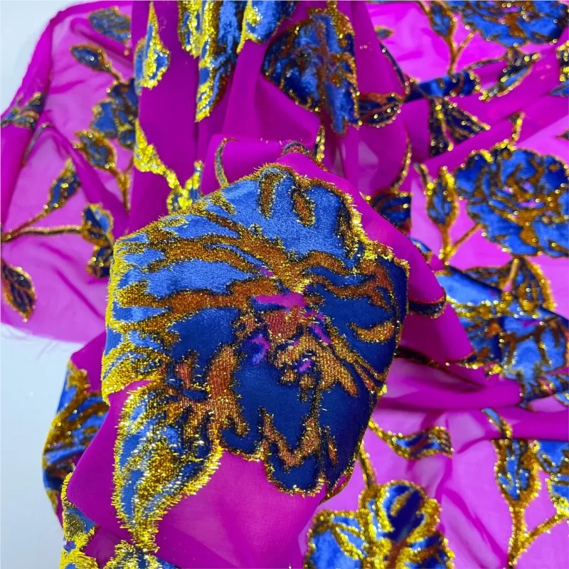 Gaun dan cheongsam pesanan khusus kelas atas yang terbuat dari kain viscose jacquard brokat beludru tenun