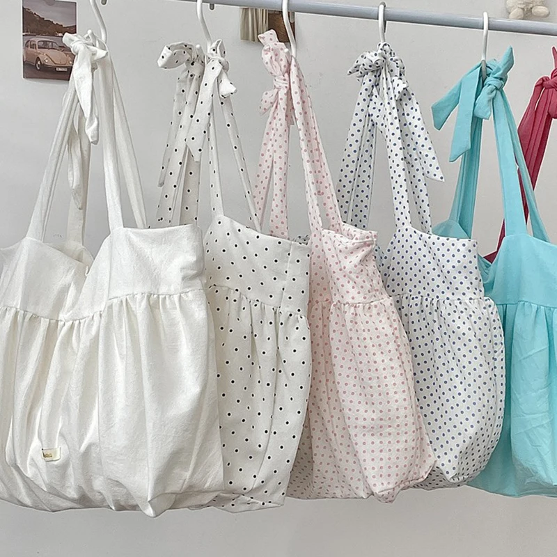 

Large Capacity Tote Bag Korean Style Pleated Canvas Shoulder Bag Polka Dot Casual Underarm Bag Portable Spring Summer Outdoor