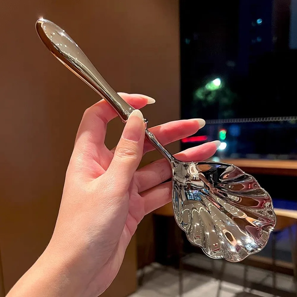 Public Spoon Shell Shape Stainless Steel Spoons Light Luxury Exquisite Soup Spoon French Dessert Spoons Ice Cream