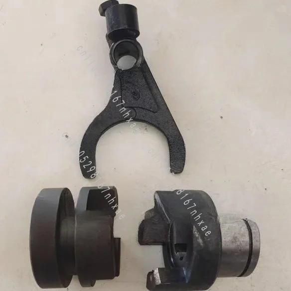 Sewage Clutch Accessories Power Take-off Pump Head  Suction Truck Clutch Clutch Head Three-wheel Dung Suction Truck