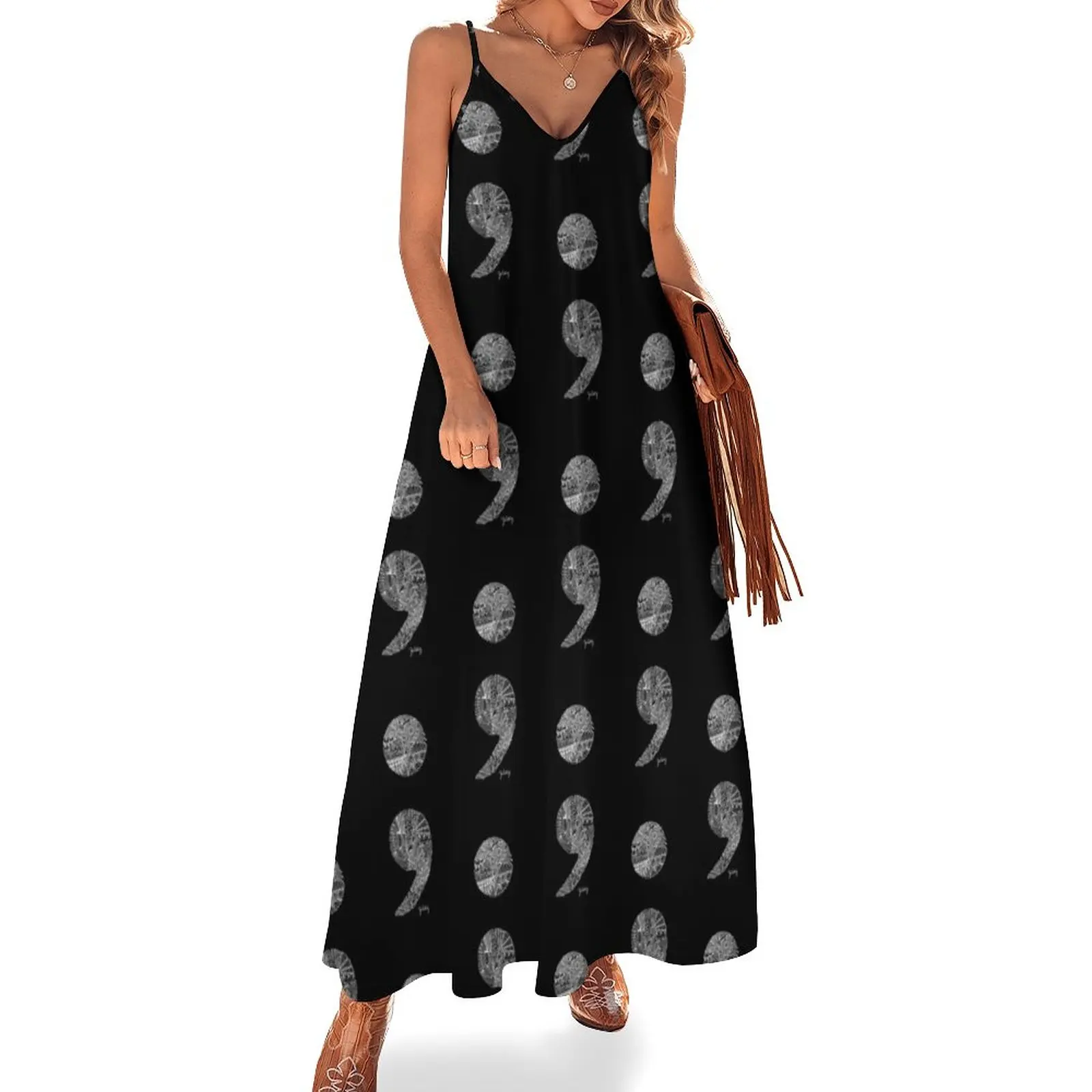 

Patterned Semicolon #2 in white Sleeveless Dress dresses with long sleeves Long veiled dresses