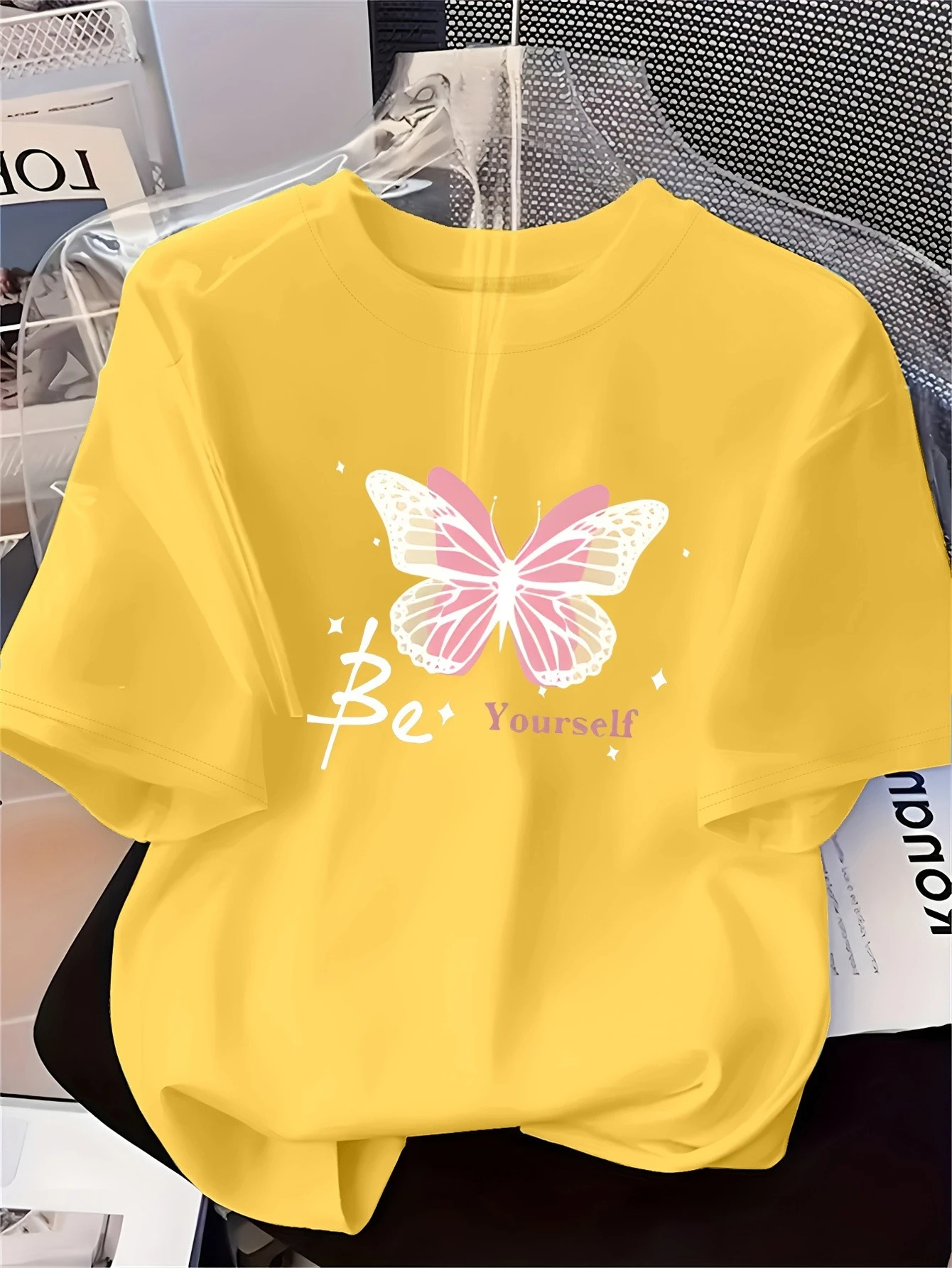 Women's Fashion Printed T-Shirt Pink Butterfly Pattern Soft Comfortable Printed Short Sleeve T-Shirt for Casual Fashionable Tops