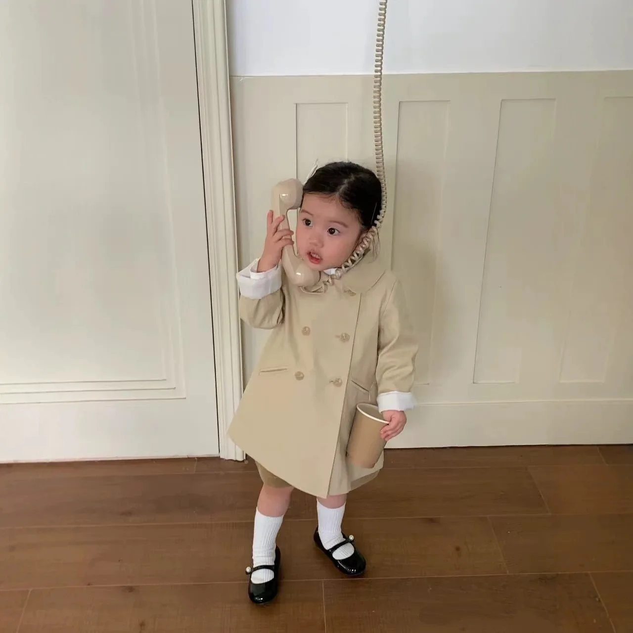 Girls Windbreaker Jacket Autumn 2026 New Childrens Medium Long Jacket Little Girls Super Beautiful Coat