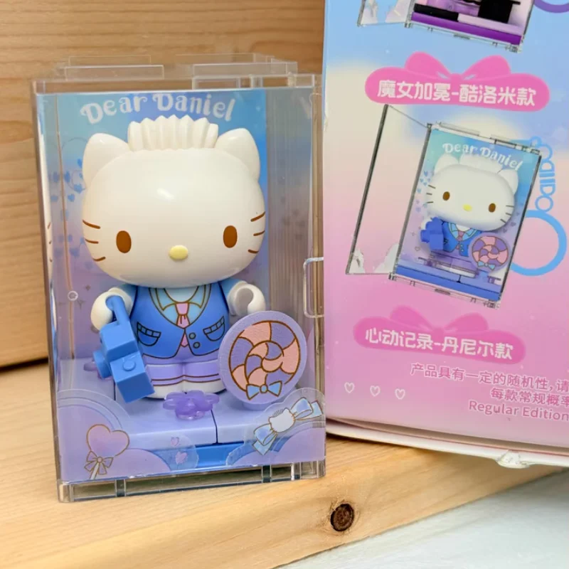 

AREAX Sanrio Characters Blind Box Brick Keychain Hello Kitty Kuromi Cinnamoroll Assemble Toy Desktop Decor Collectible Gift