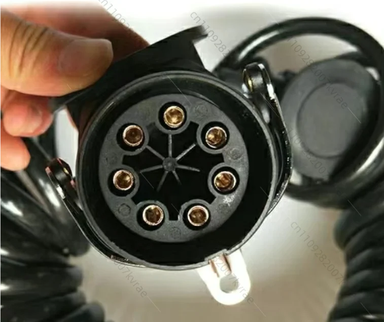 Truck seven-hole plug seven-core socket trailer truck main car connecting head seat seven-hole helical assembly