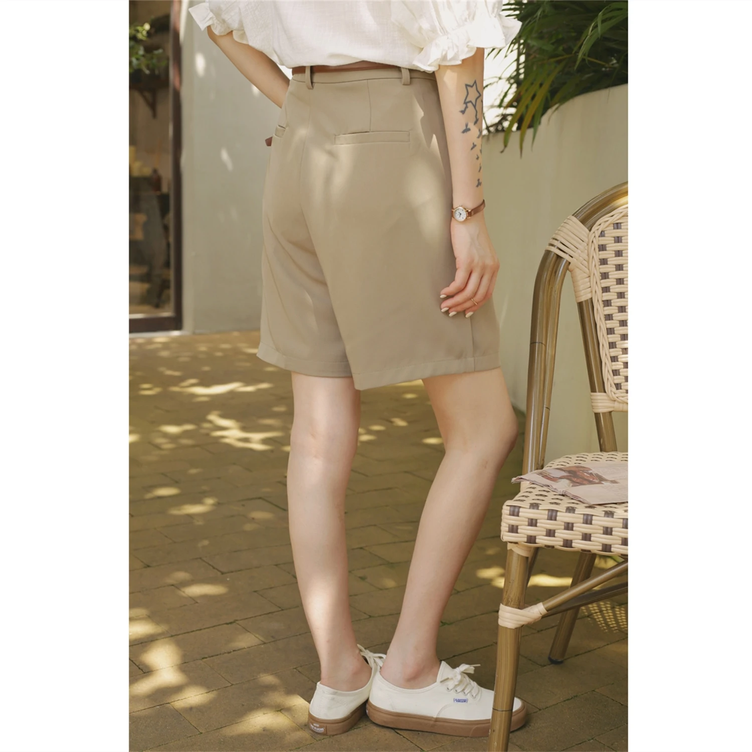 

Khaki Color Suit ort Pants Women's High Waist Casual Versatile Loose Fit Five-Quarter Straight Leg Pants Spring Summer
