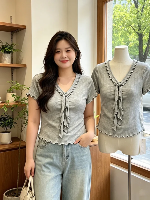 

Fashionable V-Neck Knitwear with Wood Grain And Belt Slimming Short Sleeve Top for plus Size Women Summer New Arrival Ko...