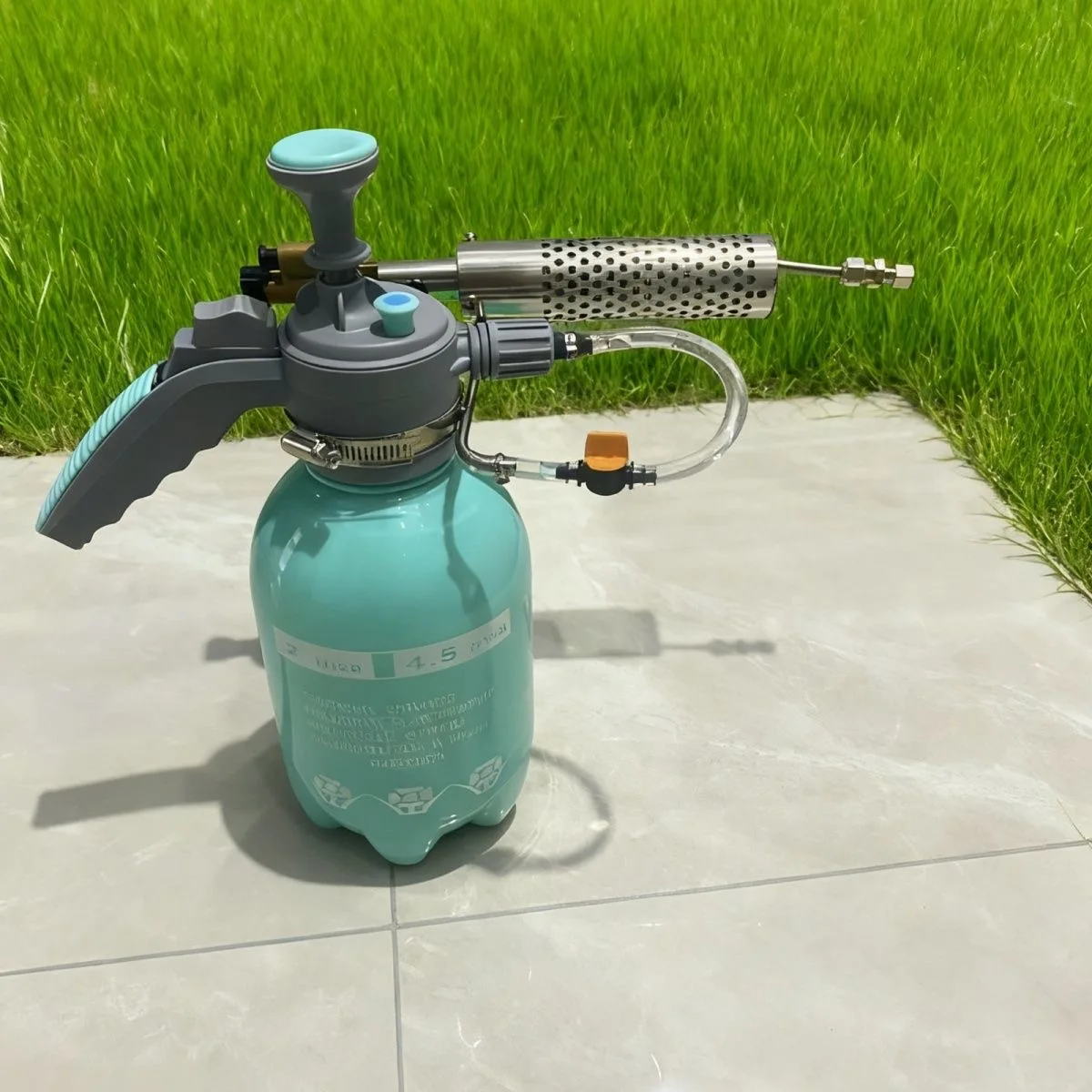 2L Insecticide Sprayer Portable Smoke Machine for Photography Handheld Thermal Fogger Portable Spray with Pressure Reducing Valv